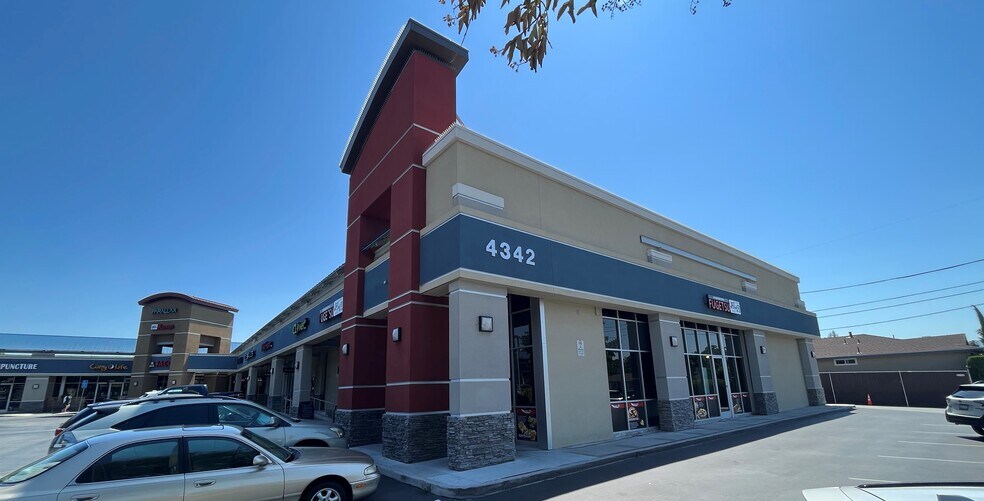 More Photos Of 651-685 Saratoga Ave, San Jose Unknown For Lease