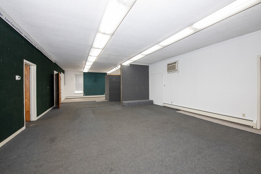 More Photos Of 500-02 Cheltenham Ave, Philadelphia Office For Sale