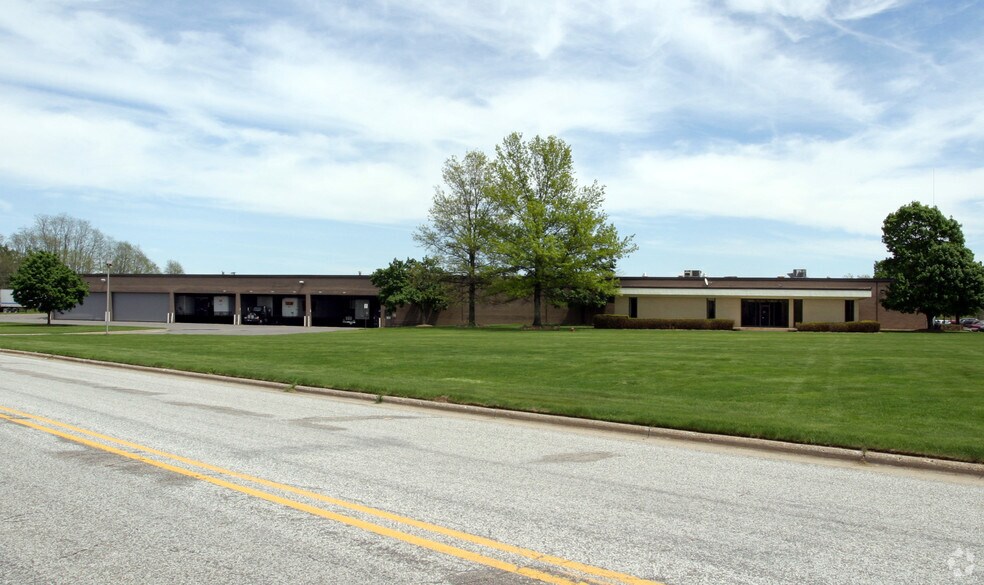 Primary Photo Of 9300 Courtland Dr NE, Rockford Warehouse For Lease