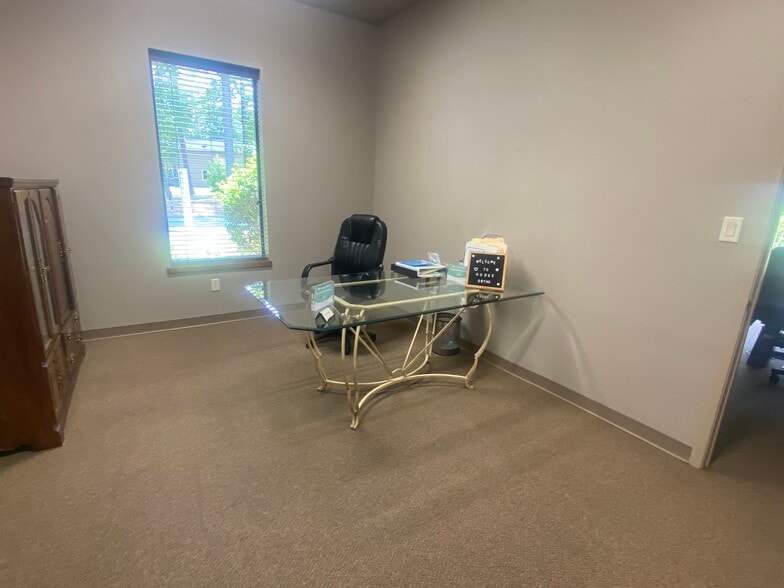 More Photos Of 2906 Cypress Rd, Arkadelphia Office For Lease