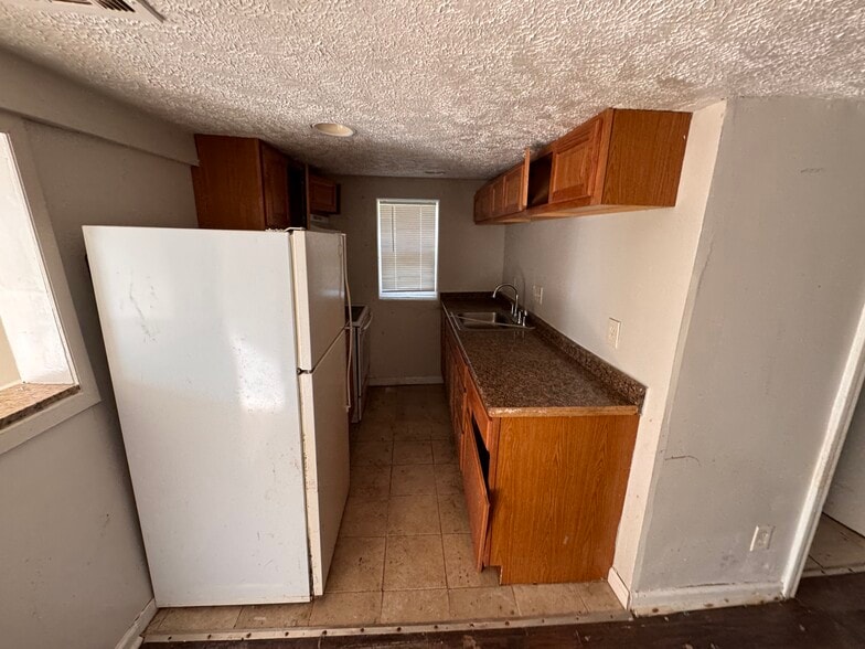 More Photos Of 2048 4th Ave, Cincinnati Multifamily For Sale