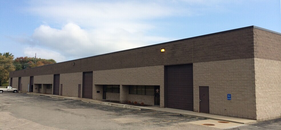 Primary Photo Of 35300-35390 Union Lake Rd, Harrison Township Manufacturing For Lease