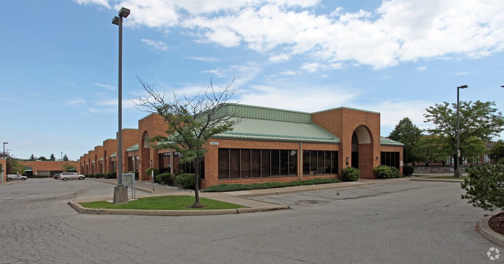 Primary Photo Of 6625 Kitimat Rd, Mississauga Showroom For Sale