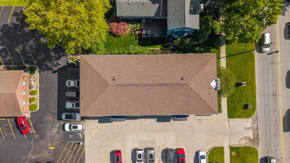 More Photos Of 250 N Main St, Crown Point Office For Sale