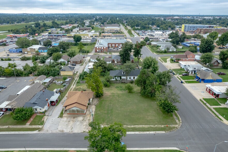 More Photos Of 230 SW 27th St, Oklahoma City Office Residential For Sale