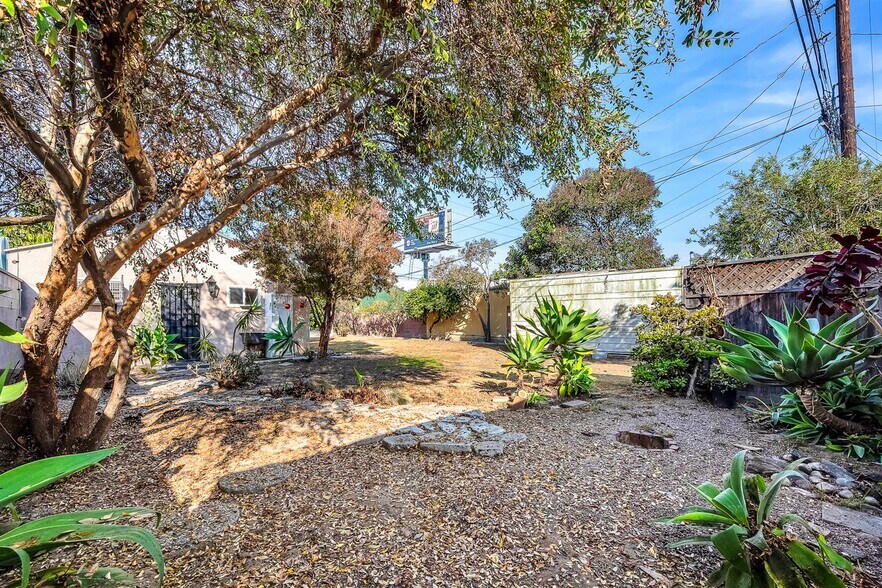 More Photos Of 2402 Marine Ave, Gardena Storefront For Sale