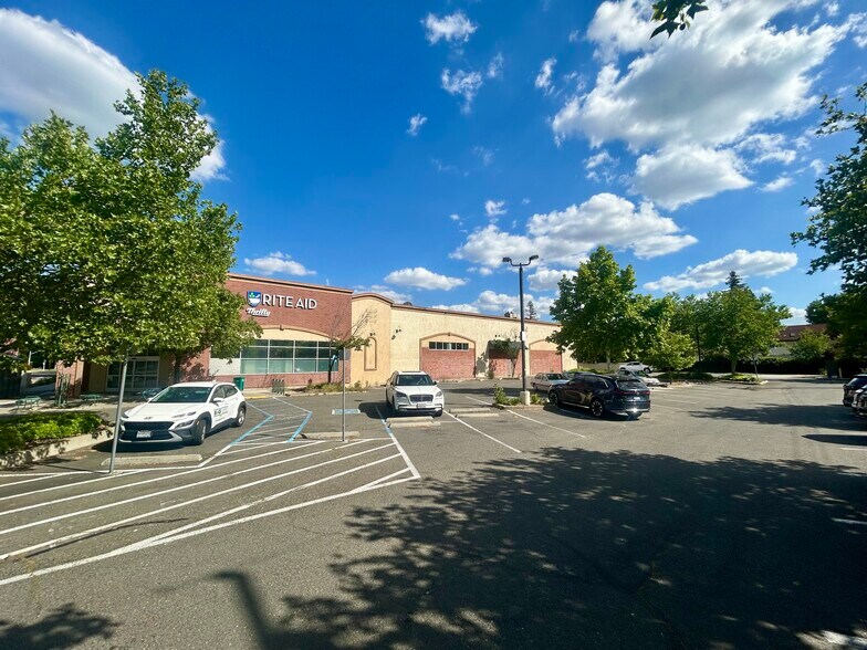 More Photos Of 4830 J St, Sacramento General Retail For Sale