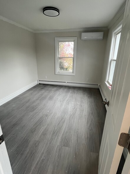 More Photos Of 201 Hallock Ave, Port Jefferson Station Office Residential For Sale