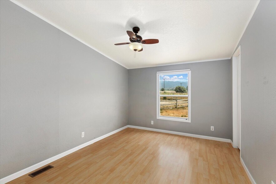 More Photos Of 7522 County Road 151, Salida Industrial For Sale