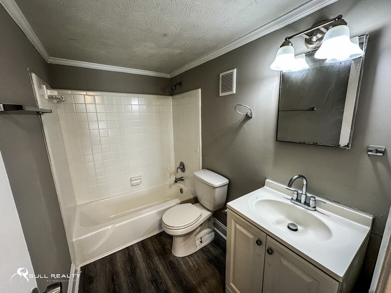 More Photos Of 2600 Old Hapeville Rd SW, Atlanta Apartments For Sale