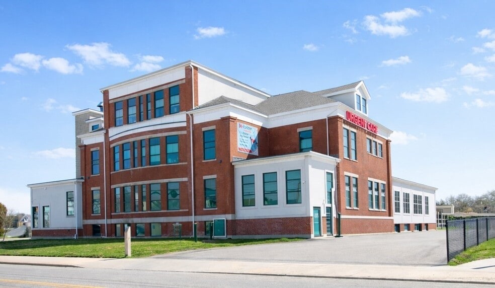 More Photos Of 1151 Robeson St, Fall River Medical For Sale