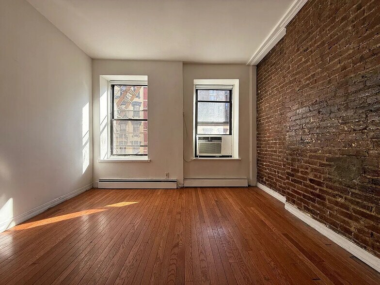 More Photos Of 109 Madison St, New York Apartments For Sale