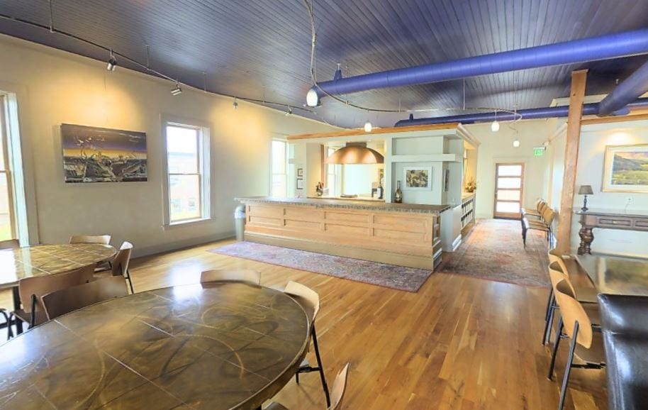 More Photos Of 701 N 5th St, Spearfish Restaurant For Sale