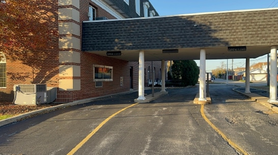 More Photos Of 9401 S Pulaski Rd, Evergreen Park Medical For Sale