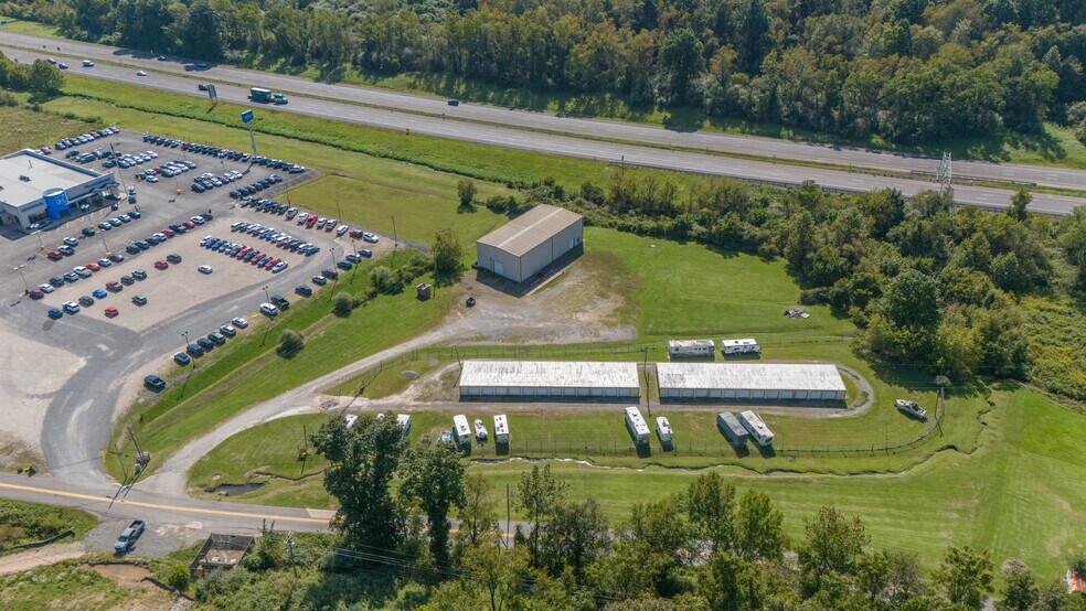 More Photos Of 622 Barnetts Run Rd, Bridgeport Self Storage For Sale