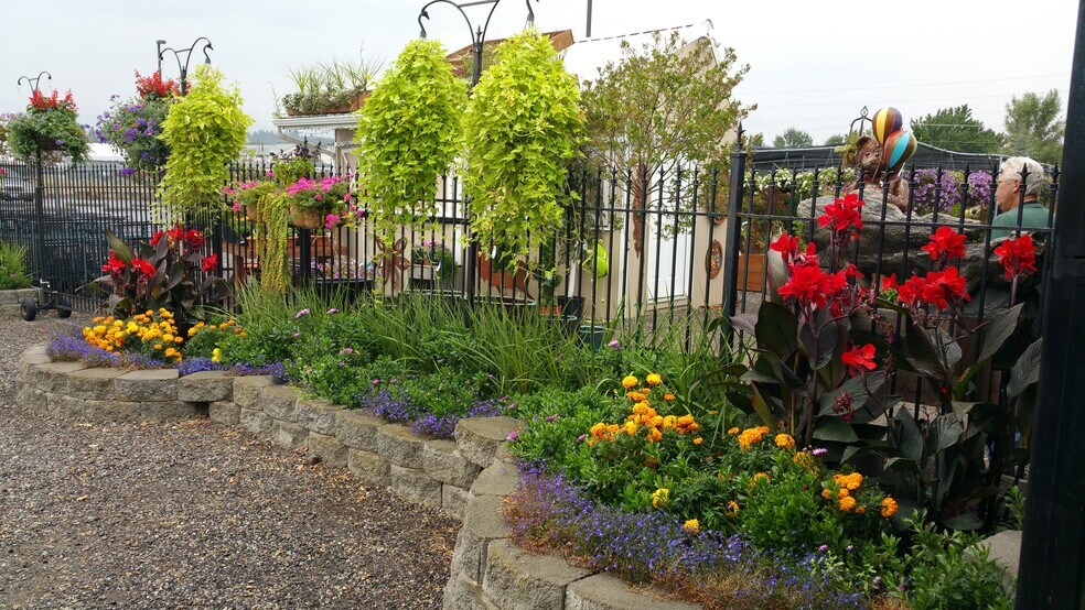 More Photos Of 15614 E Sprague Ave, Veradale Garden Center For Sale