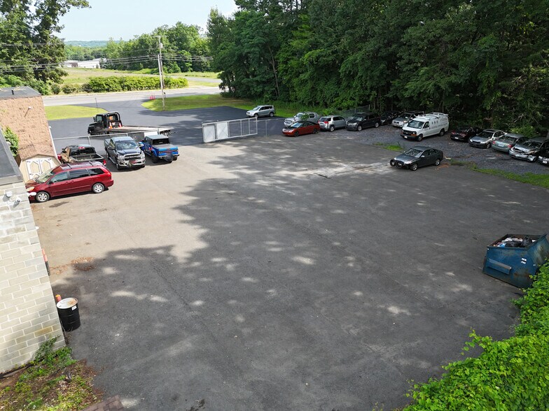 More Photos Of 280 Ushers Rd, Clifton Park Auto Repair For Sale