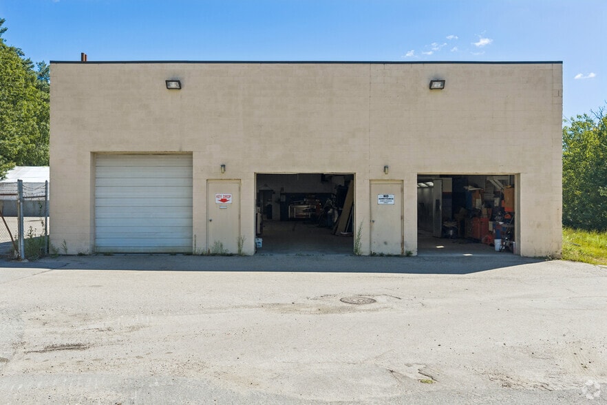 More Photos Of 61 Mathewson Dr, Weymouth Auto Repair For Sale