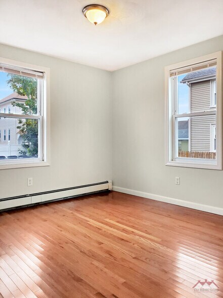 More Photos Of 29 Blaine St, Providence Apartments For Sale