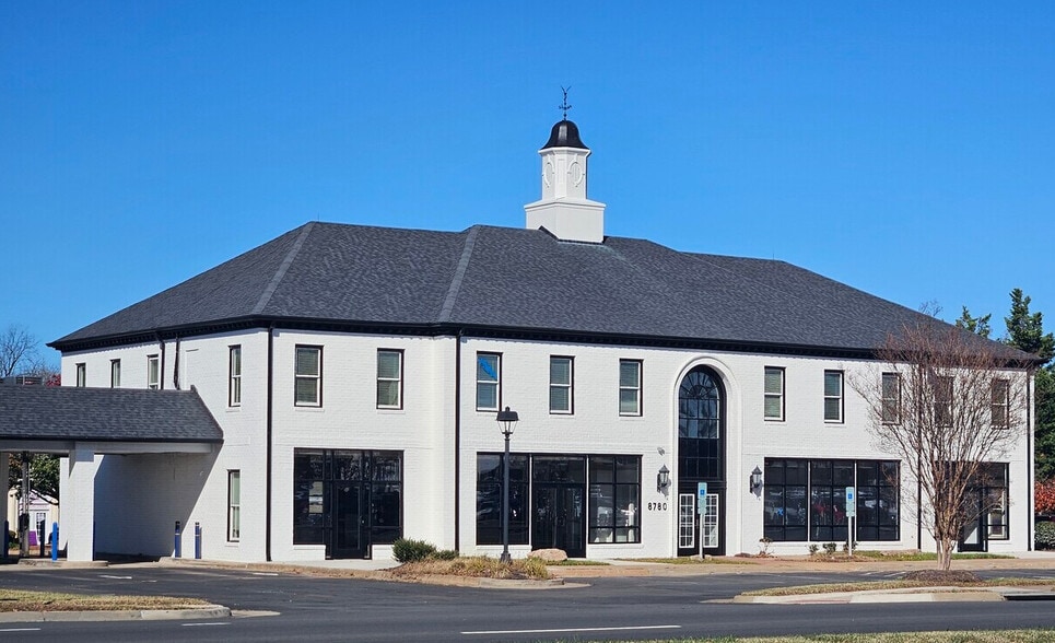 More Photos Of 8780 Centreville Rd, Manassas General Retail For Lease