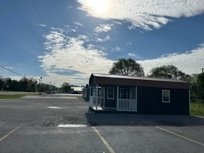 More Photos Of 1661 W Lake St, Warsaw Land For Sale