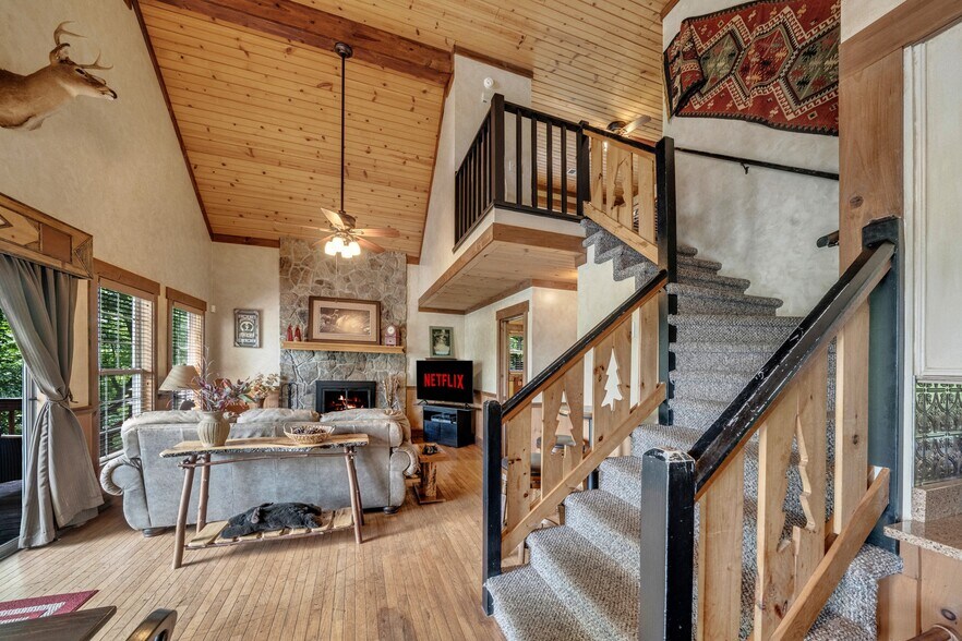 More Photos Of 2003 Bend of the Riv, Hiawassee Lodge Meeting Hall For Sale