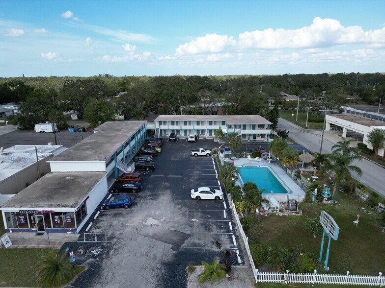 More Photos Of 1630 Gulf To Bay Blvd, Clearwater Hotel For Sale