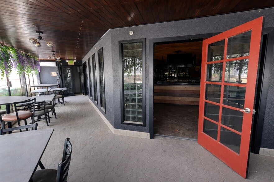 More Photos Of 1510 Bengal Dr, El Paso Storefront Retail Office For Lease