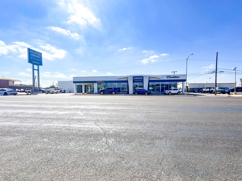 Primary Photo Of 3205 W Wall St, Midland Auto Dealership For Sale