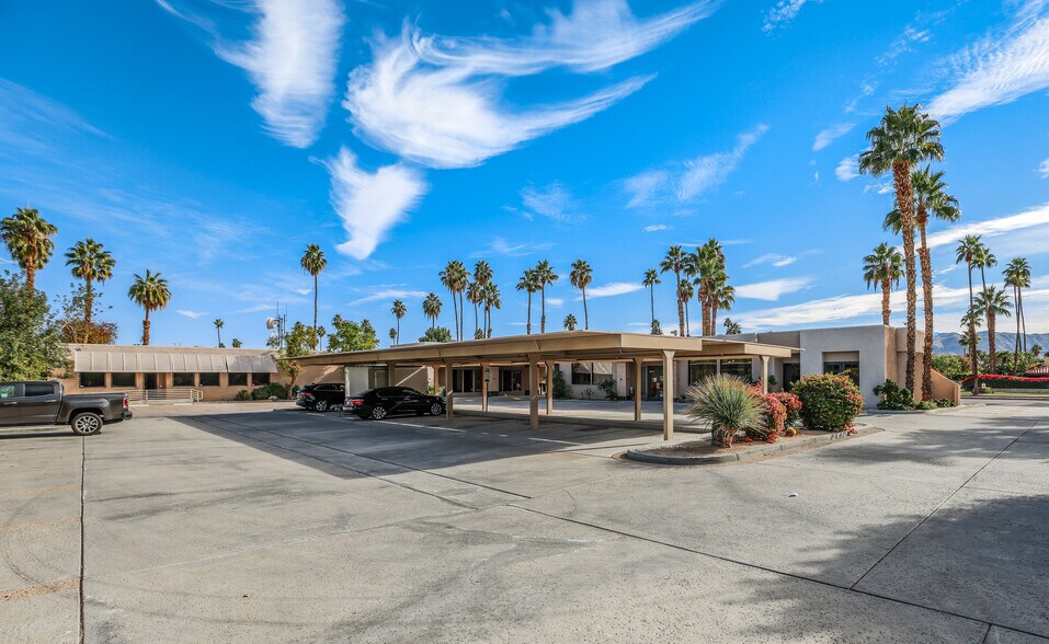 More Photos Of 2100 E Tahquitz Canyon Way, Palm Springs Medical For Lease