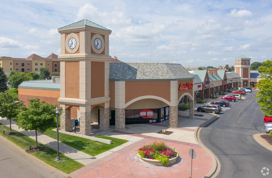 More Photos Of 10150 Hudson Rd, Woodbury Unknown For Lease