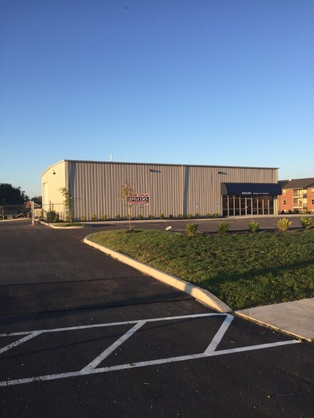 Primary Photo Of 85 Breighton Blvd, Shelbyville Freestanding For Sale