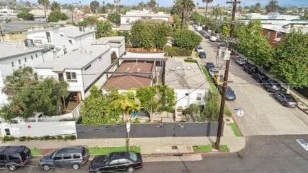 More Photos Of 718-720 Hampton Dr, Venice Office For Sale