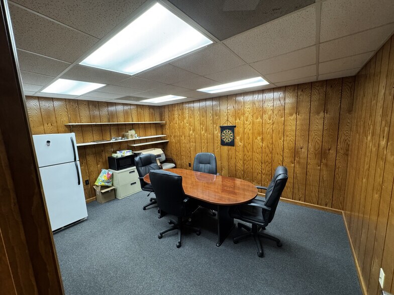 More Photos Of 118 Diekamp Ln, Saint Charles Service For Lease