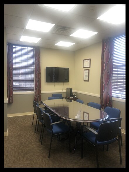 More Photos Of 3017-3023 Hempstead Tpke, Levittown Storefront Retail Office For Lease