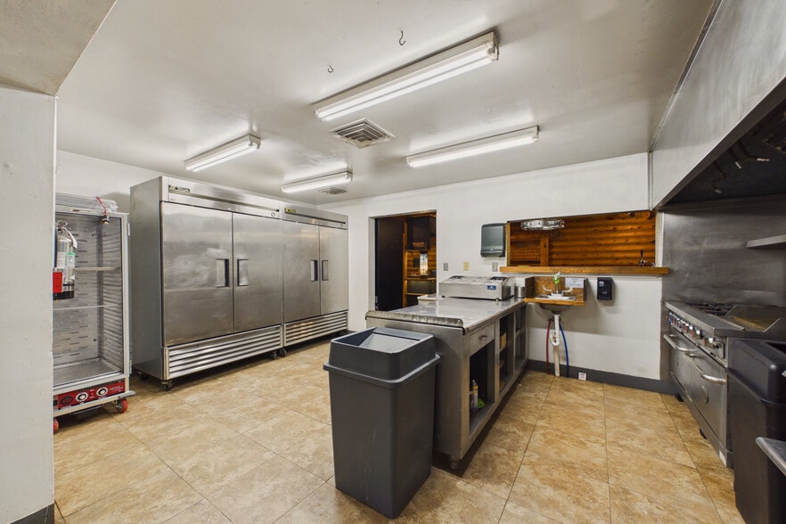 More Photos Of 949 Highway 82, Mountain Park Storefront Retail Residential For Sale