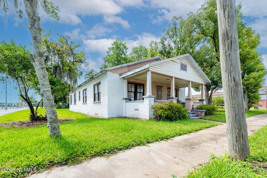 More Photos Of 237 S Thompson St, Starke Specialty For Sale