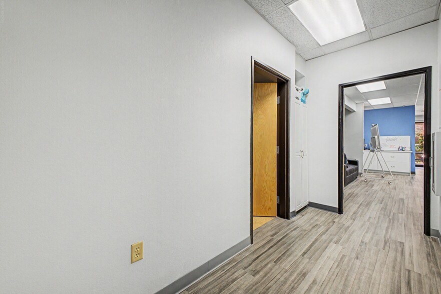 More Photos Of 2680 S Val Vista Dr, Gilbert Medical For Lease