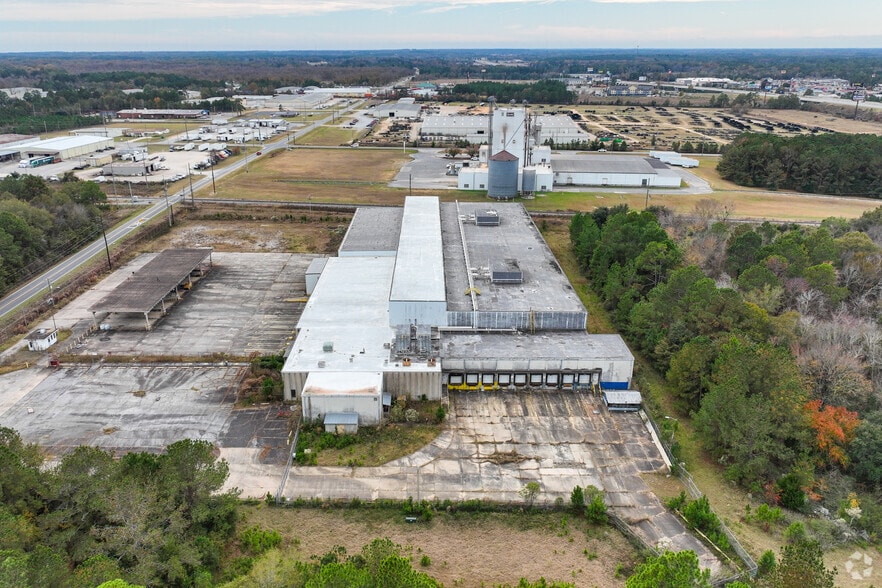 More Photos Of 102 N Midway Rd, Cordele Refrigeration Cold Storage For Sale