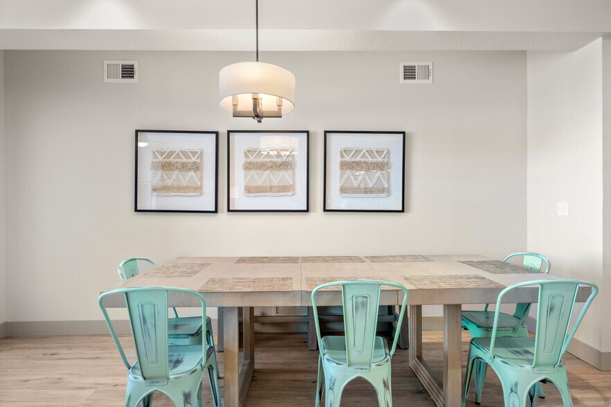 More Photos Of 45 E 150 S, Garden City Apartments For Sale