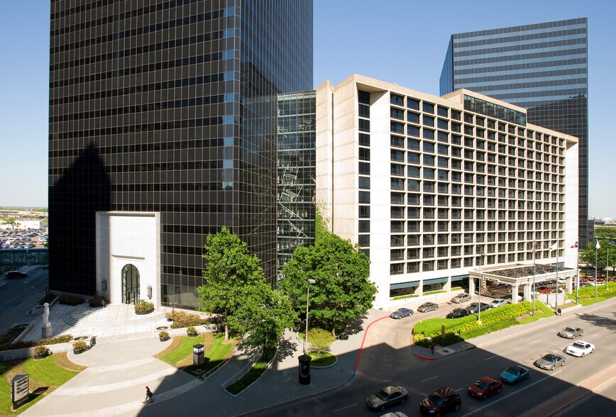 Primary Photo Of 700 N Pearl St, Dallas Office For Lease