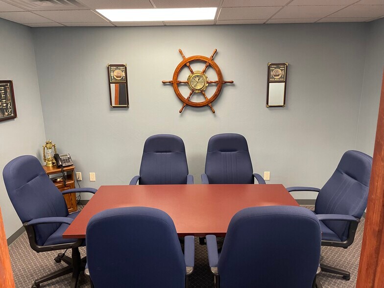 More Photos Of 2325 Verlin Rd, Green Bay Coworking Space