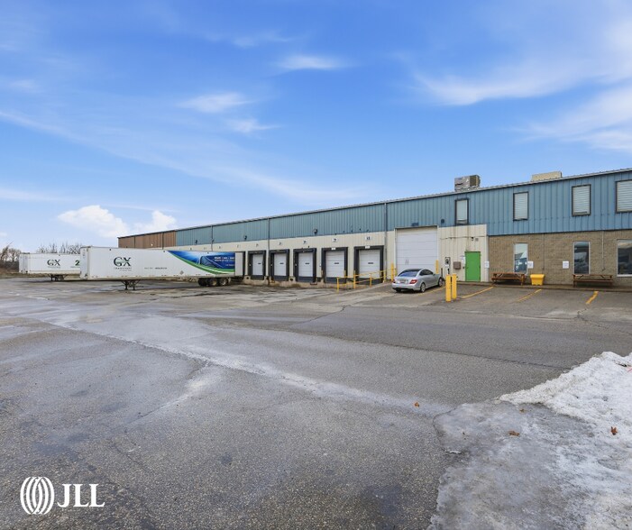 More Photos Of 6445 Van Deemter Crt, Mississauga Distribution For Lease