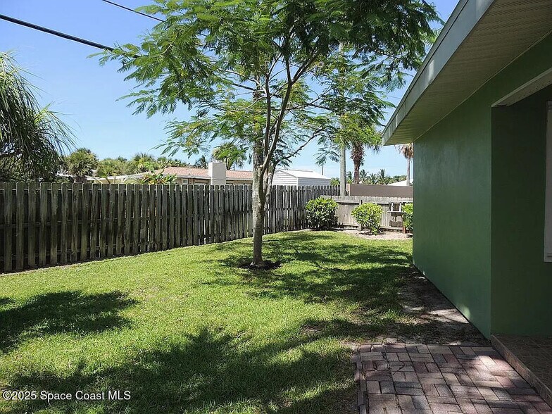 More Photos Of 206 4th Ave, Indialantic Office Residential For Sale