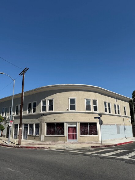Primary Photo Of 2153-2173 W Washington Blvd, Los Angeles Storefront Retail Residential For Lease