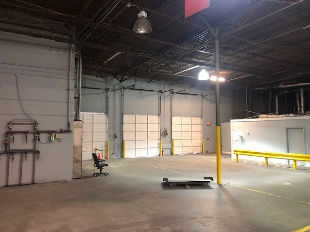 More Photos Of 1850 S Cobb Industrial Blvd, Smyrna Warehouse For Lease