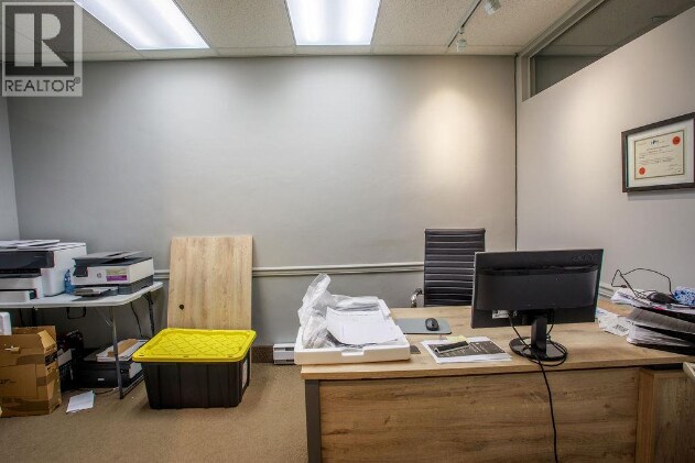 More Photos Of 1455 Ellis St, Kelowna Office Residential For Sale