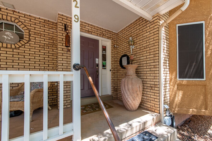 More Photos Of 29 Canyon View Dr, Springdale Hospitality For Sale