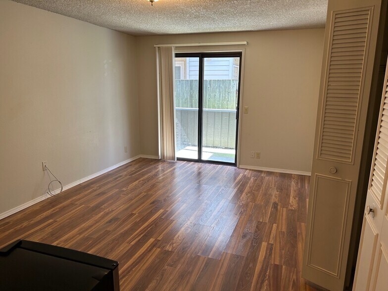 More Photos Of 1640-1650 Mill St, Eugene Apartments For Sale