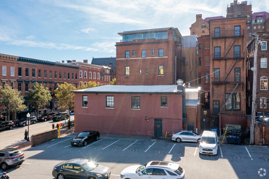 More Photos Of 800-802 N Charles St, Baltimore Office For Lease